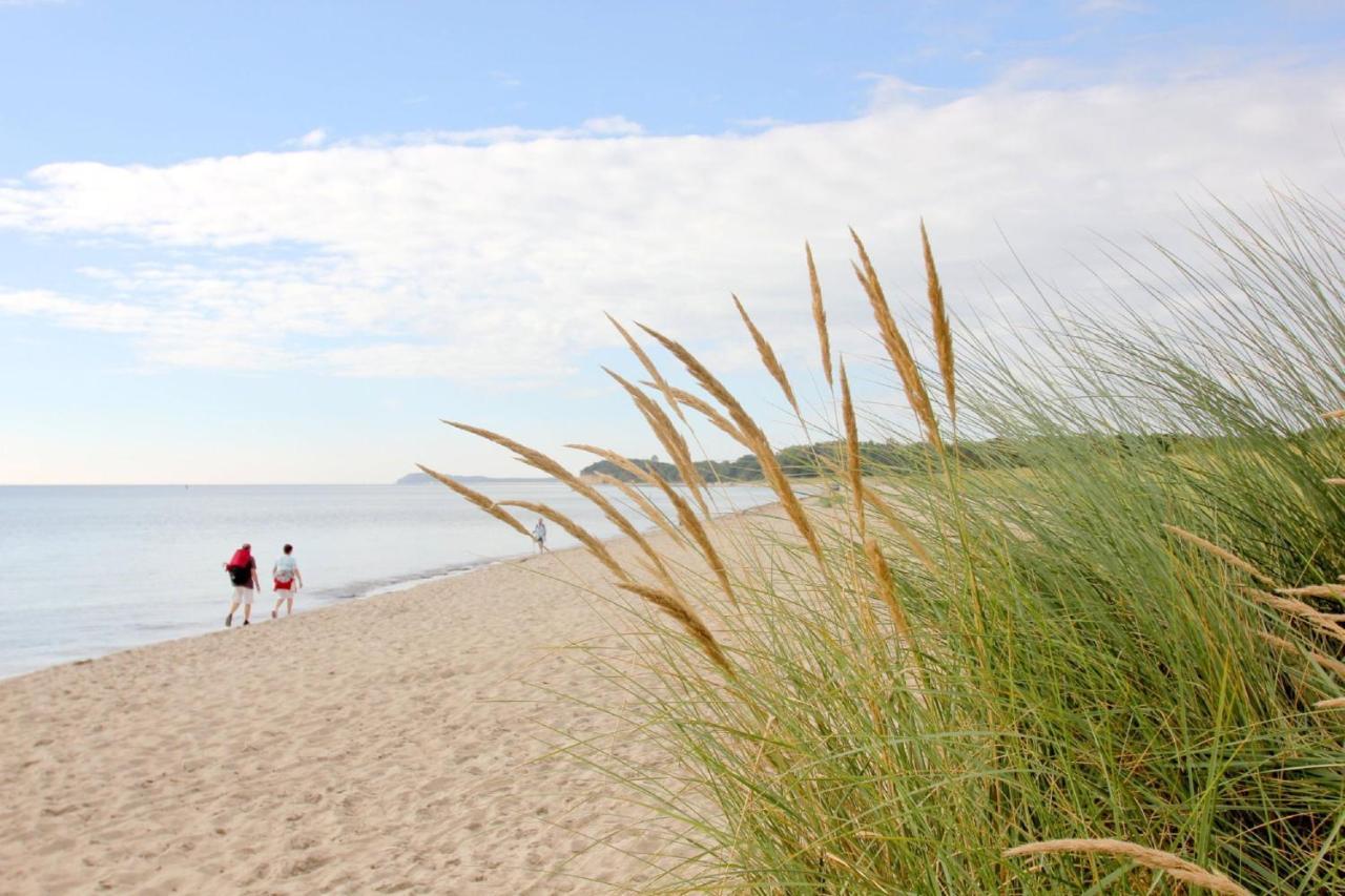 Strandnahe 2-Raum-Ferienwohnung Mit Balkon - Strandhaus Moenchgut Fewo 10 ロープベ エクステリア 写真